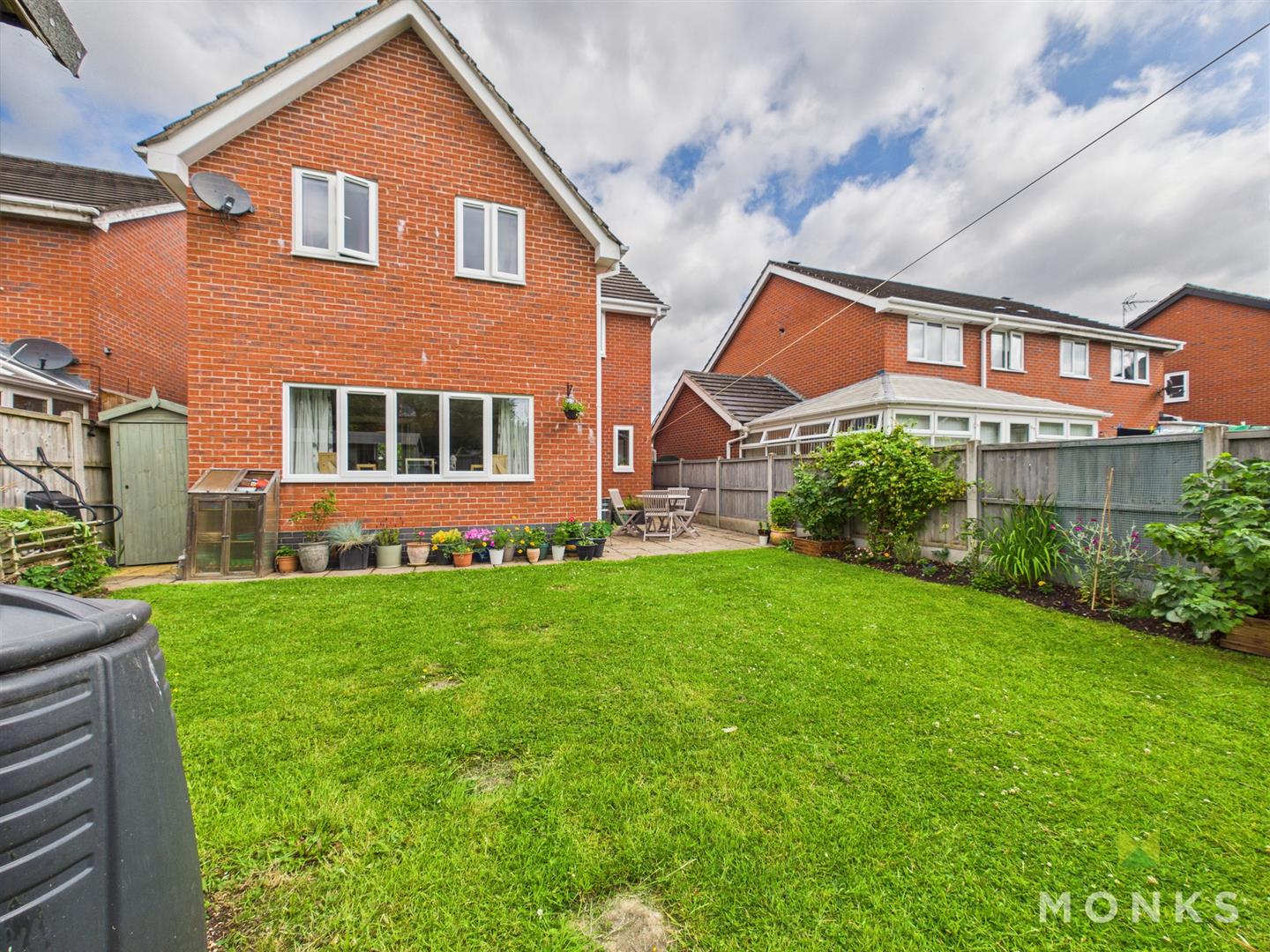 5 Acorn Close, Oswestry, SY11 4PU For Sale